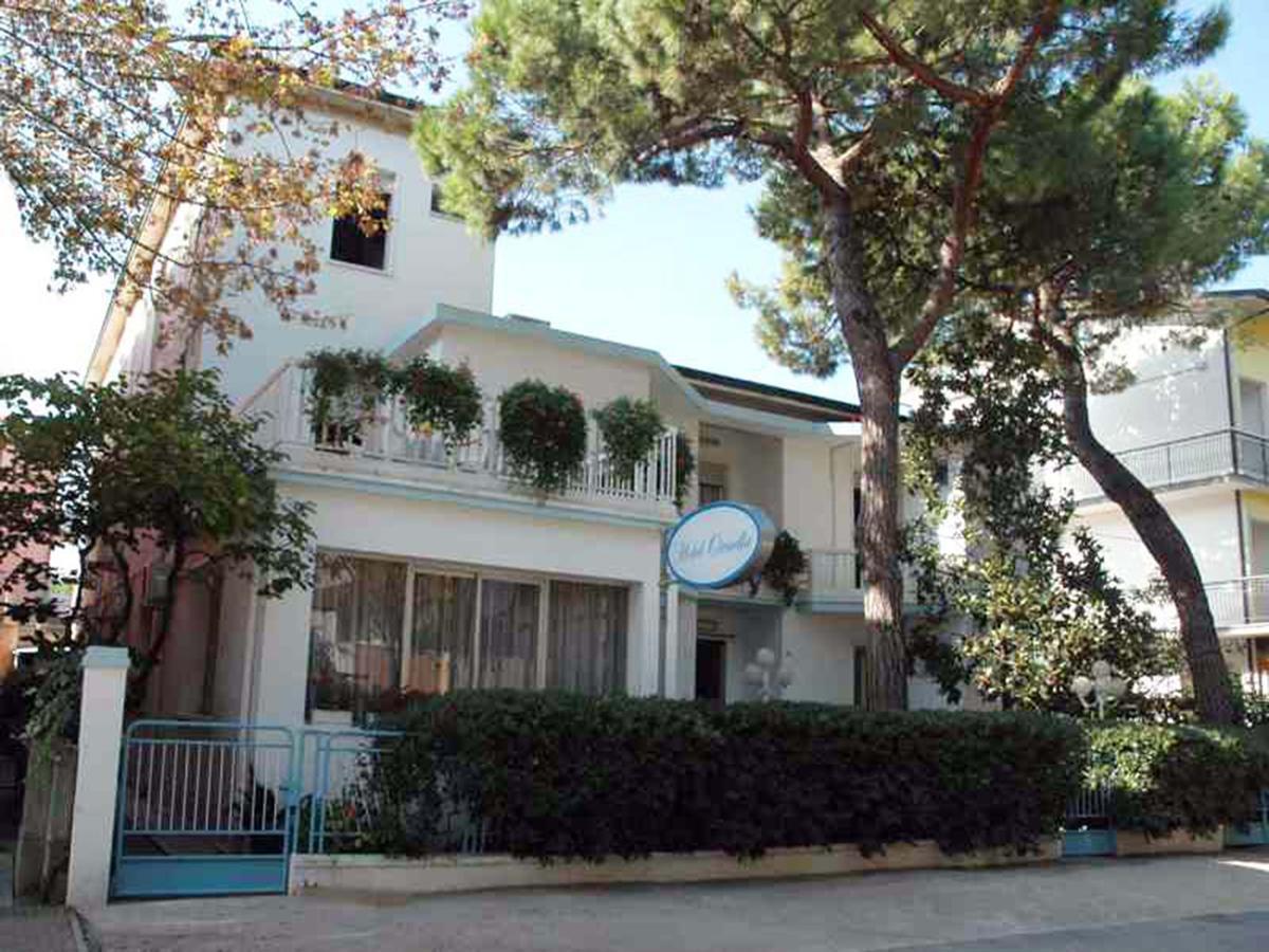 Hotel Pensione Ornella Cesenatico Exterior foto